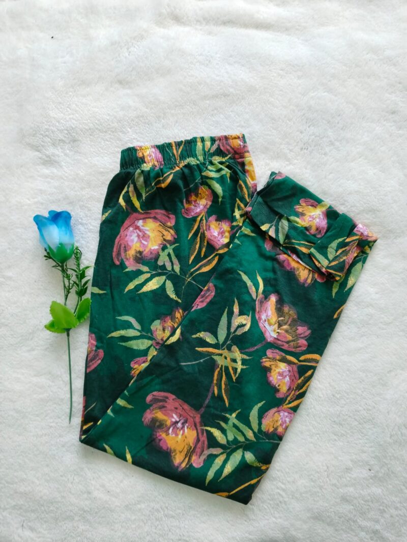 Womens Night pant Green flowers