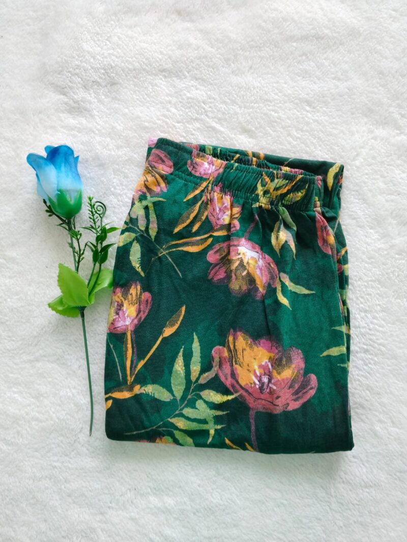 Womens Night pant Green flowers