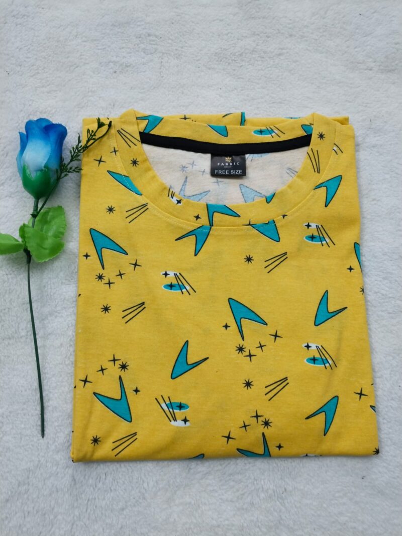 Womens T shirt Yellow Arrow