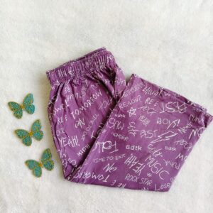 Woman's 3/4th pyjama blue white flowers pattern