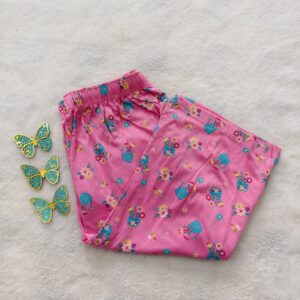 Pink flowers shorts !