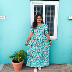 Non feeding wear green with pink flowers