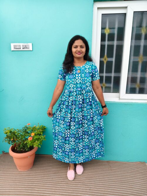 Non feeding maxi Bottle green color triangle prints