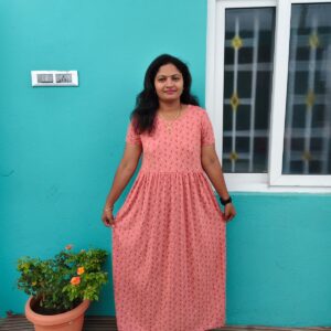 Non feeding maxi Dark skin color with small flowers