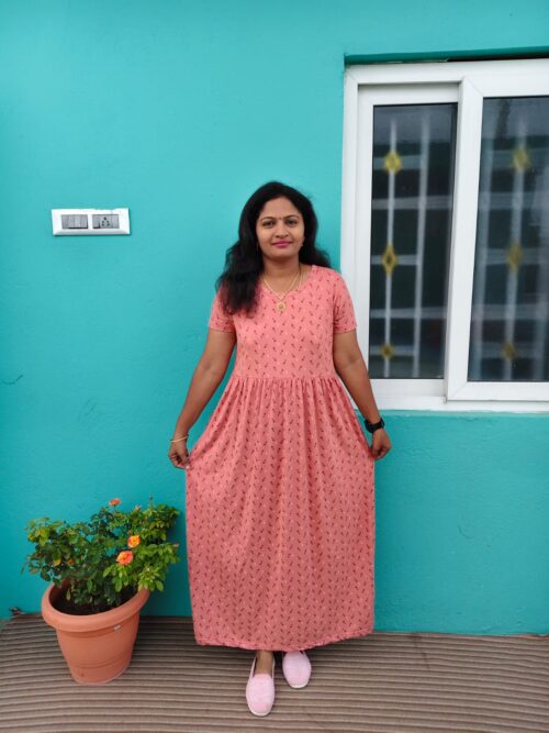 Non feeding maxi Dark skin color with small flowers