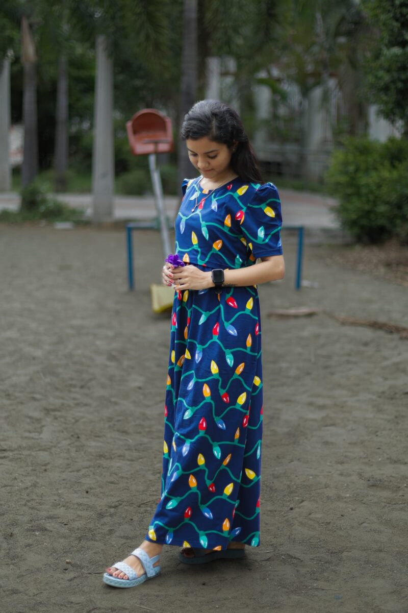Feeding wear Navy blue with colorful light waves