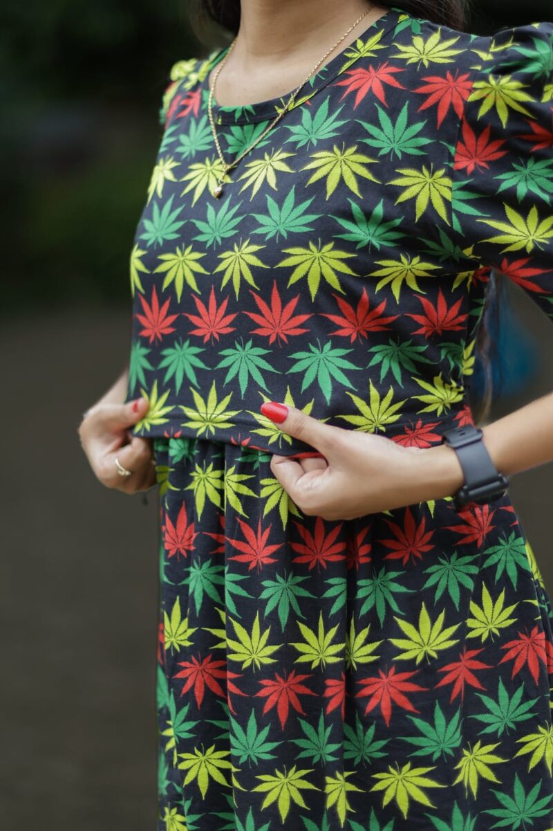 Feeding wear black with multi color Leafs