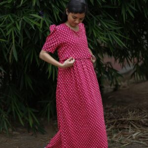 Feeding wear Red color Diamond shape