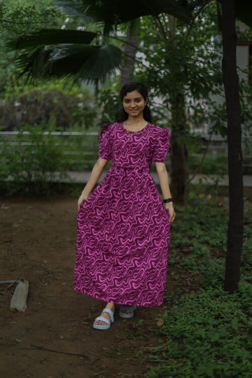 Feeding wear Magenta color waves