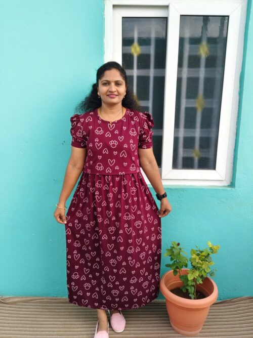 Feeding wear maroon color Heart & Bow prints