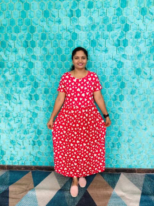 Feeding maxi Red color Heart prints