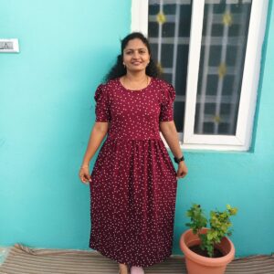 Feeding wear maroon color with stars