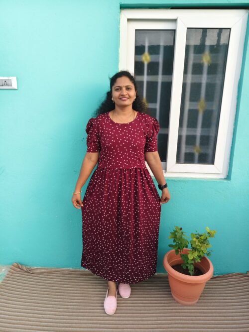 Feeding wear maroon color with stars