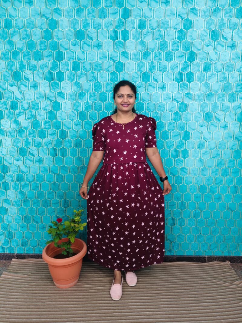 Feeding wear maroon color big stars