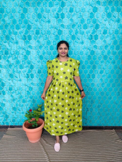 Feeding wear Mehandi green color with stars