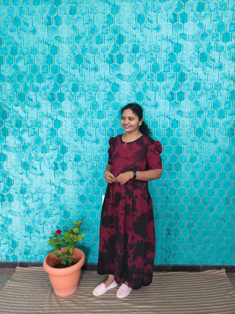 Feeding wear Maroon with black Die & Tie