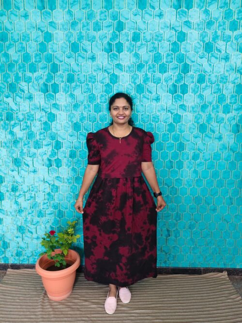 Feeding wear Maroon with black Die & Tie