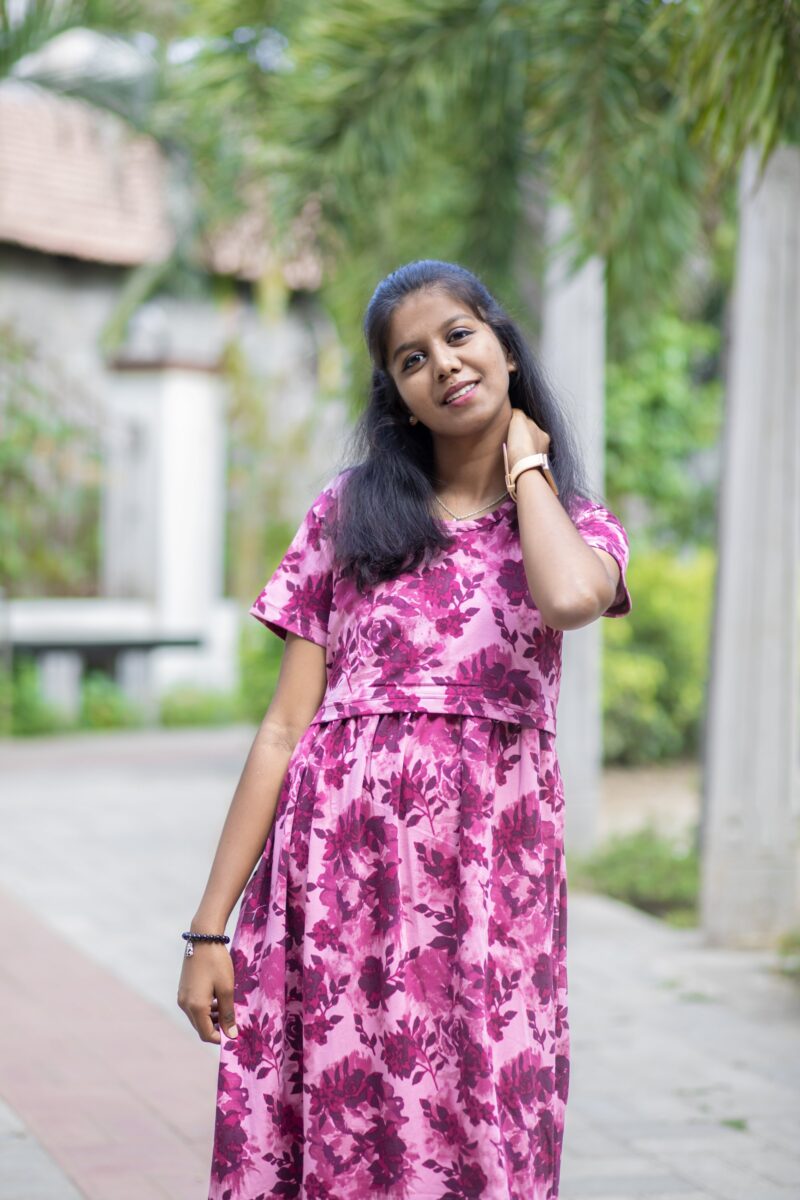 meroon flower feeding maxi