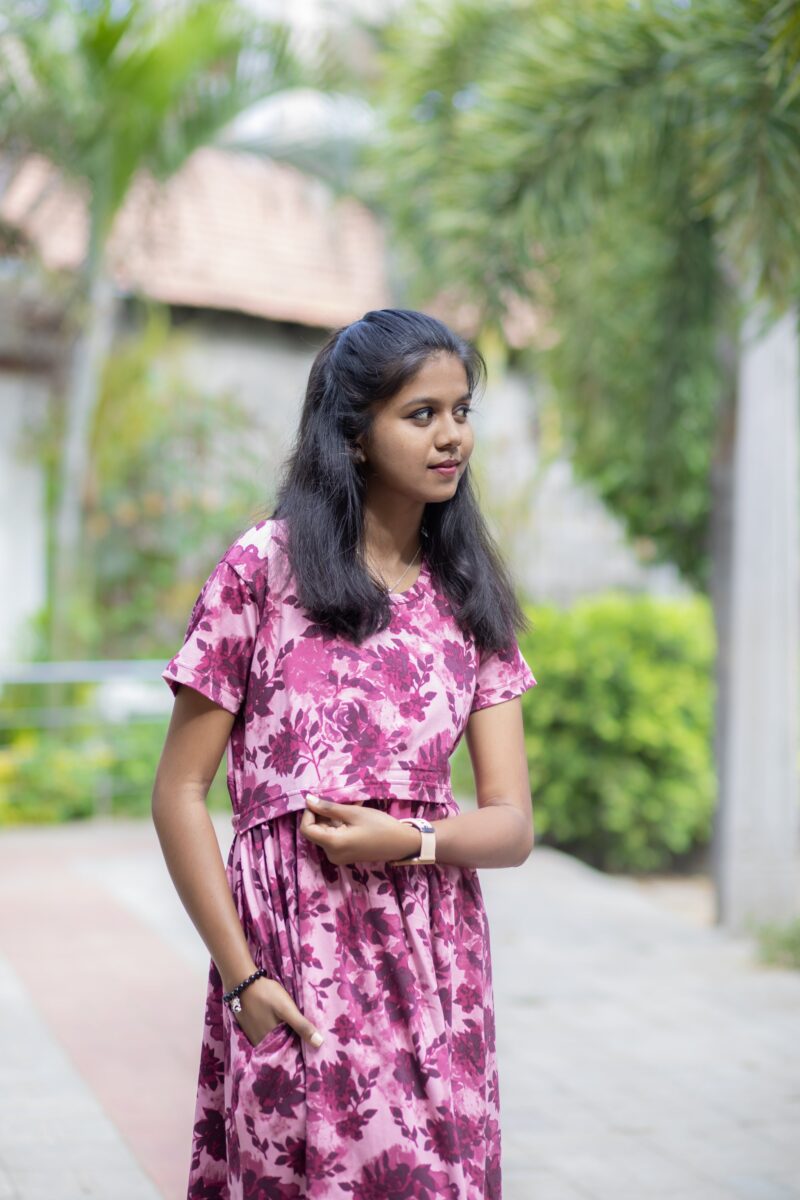 meroon flower feeding maxi