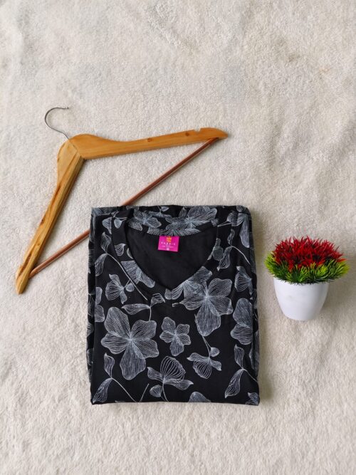 Puff Sleeve V-Neck Black color white flower casual maxi